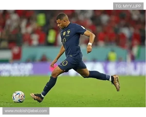 世界杯金靴奖得主:从青训到巅峰的成长故事与职业生涯规划 世界杯金靴奖得主:从青训到巅峰的成长故事与职业生涯规划